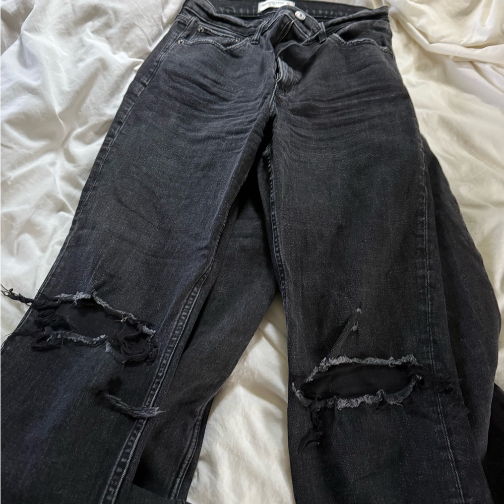 Black Distressed Jeans
